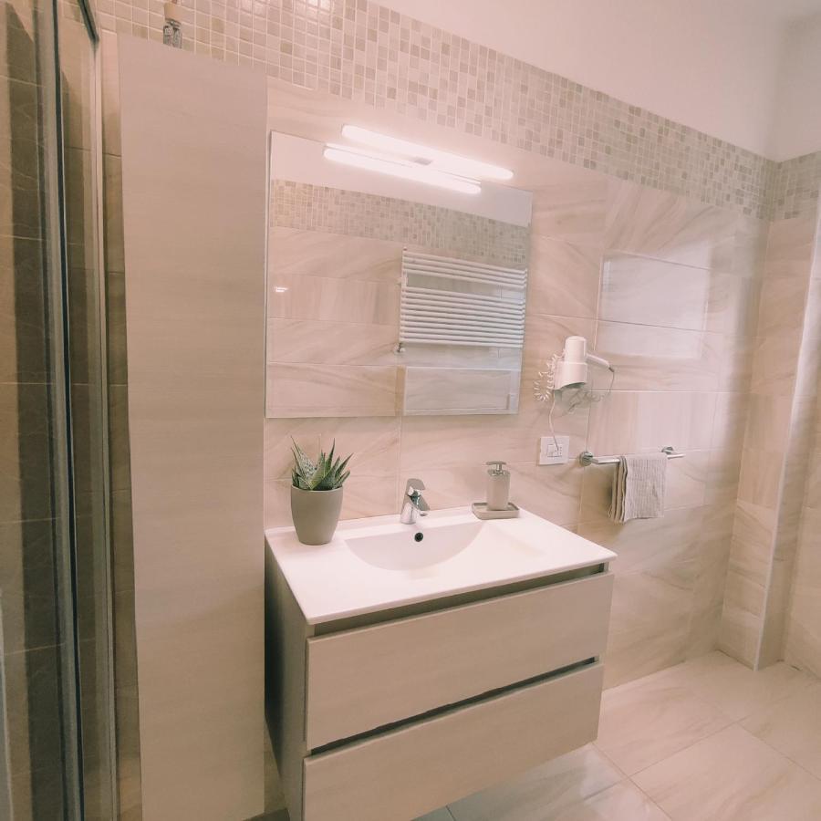Casa Vacanze Da Gabri ตีราโน ภายนอก รูปภาพ