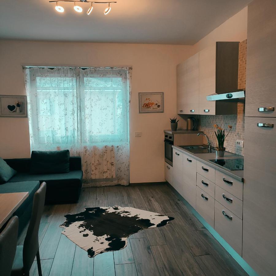 Casa Vacanze Da Gabri ตีราโน ภายนอก รูปภาพ